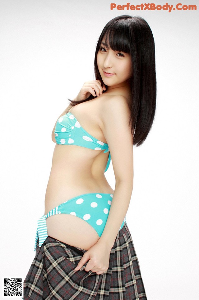 Satoko Hirano - Nightclub Pissing String No.badd3c