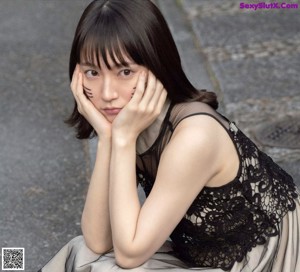 Riho Yoshioka 吉岡里帆, Weekly Playboy 2020 No.01-02 (週刊プレイボーイ 2020年1-2号)